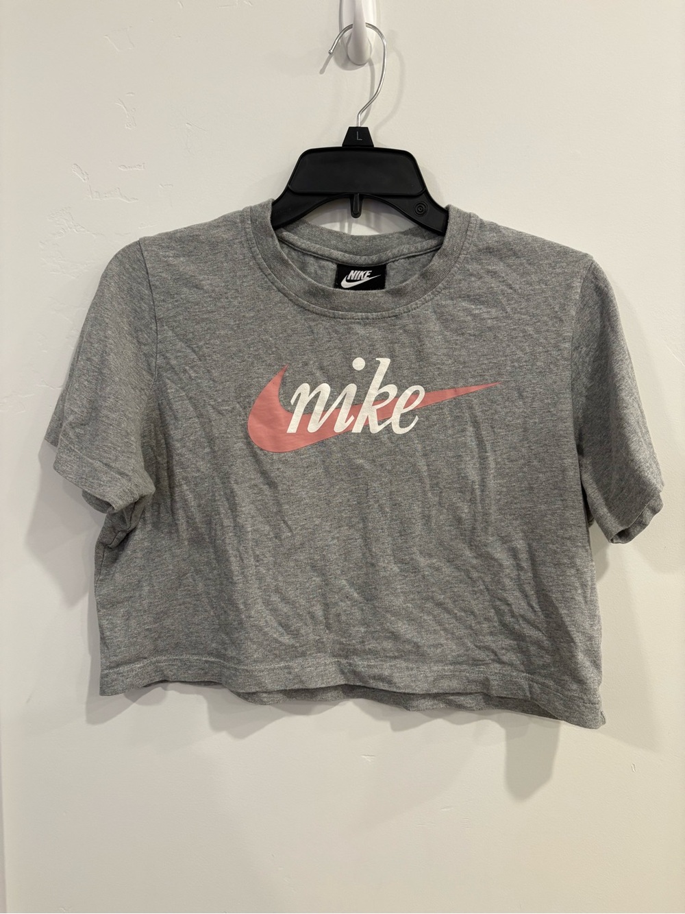 Nike Grey Crop Tee with Pink Swoosh Size M